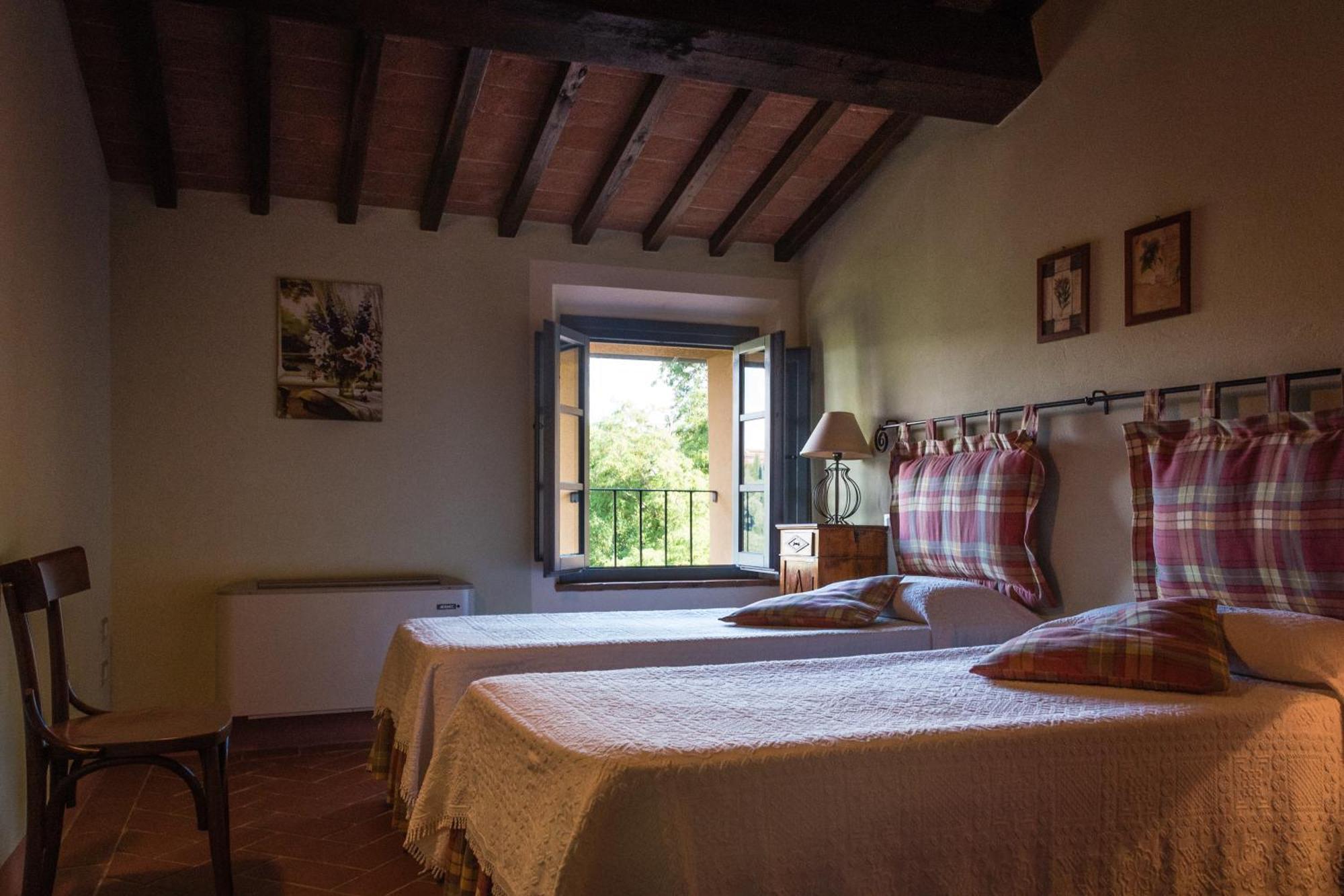Il Borghetto Tuscan Holidays Сан-Джиминьяно Номер фото