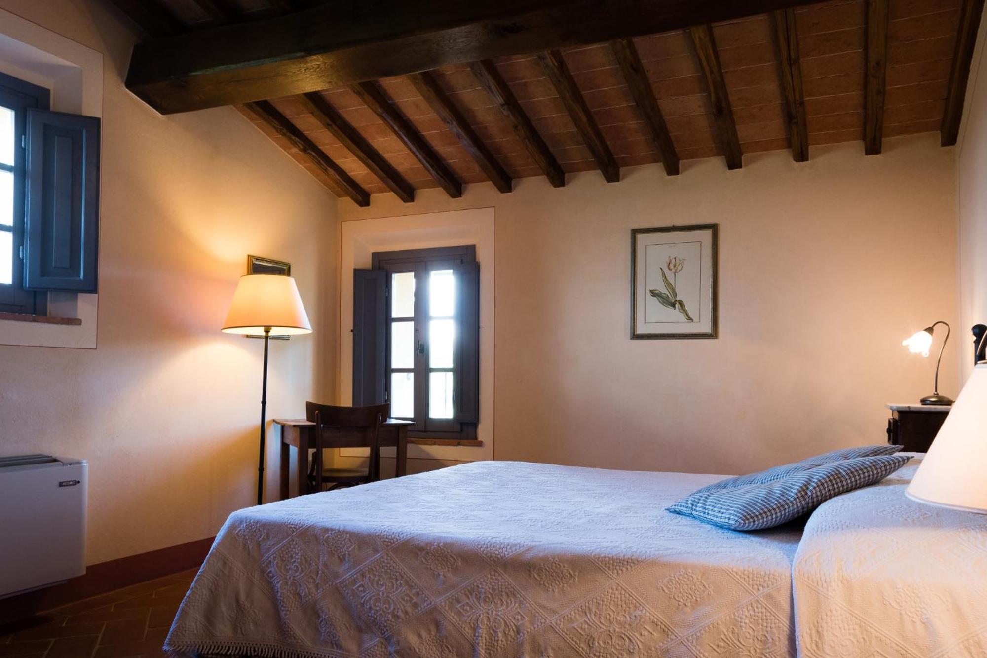 Il Borghetto Tuscan Holidays Сан-Джиминьяно Номер фото
